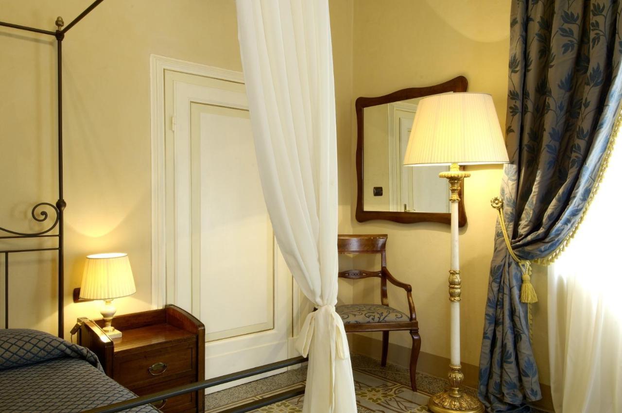 Castello Montegiove Hotel Fano Ruang foto